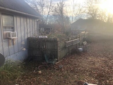1501 NW Jefferson St, Blue Springs, MO 64015 - photo 5