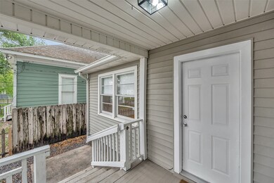 1832 Tabor St, Houston, TX 77009 - photo 4