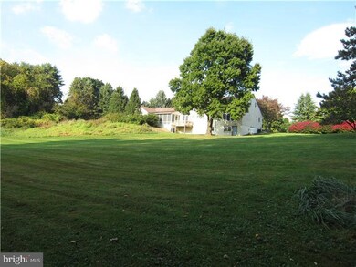 1295 Deep Meadow Dr, Glen Mills, PA 19342 - photo 6