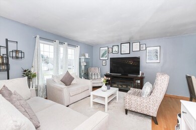 3870 Windjammer Ln, Hanover Park, IL 60133 - photo 6