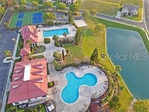 Lake Van Side Pool