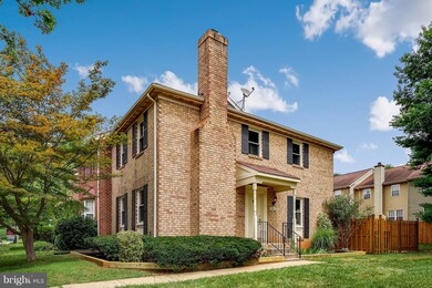 15617 Ambiance Dr, North Potomac, MD 20878 - photo 2