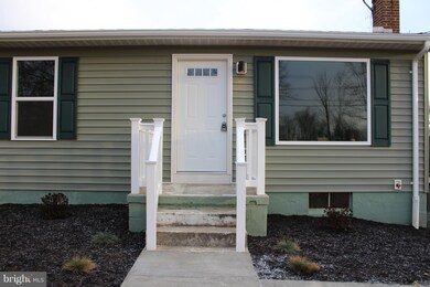 1588 Runnymeade Rd, Bunker Hill, WV 25413 - photo 3