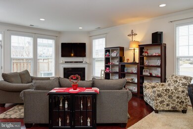 41919 Cushendall Terrace, Stone Ridge, VA 20105 - photo 7