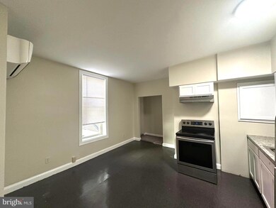 64 W Antietam St unit . 4, Hagerstown, MD 21740 - photo 4