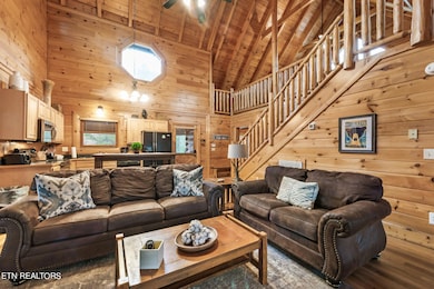 5-web-or-mls-PnthrPthWy1810 (27)