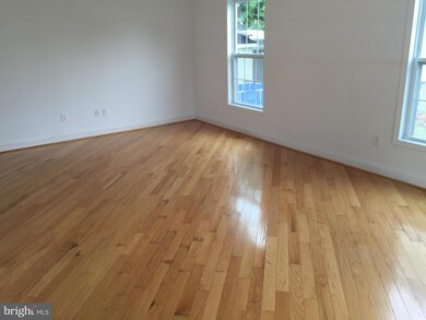 8216 Fort Smallwood Rd, Curtis Bay, MD 21226 - photo 5