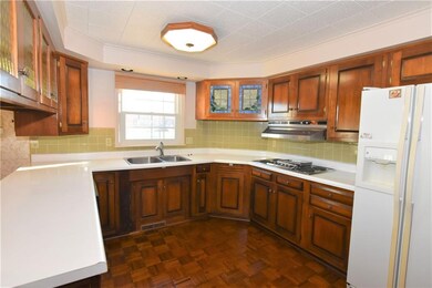 2555 Union St, Columbus, IN 47201 - photo 6