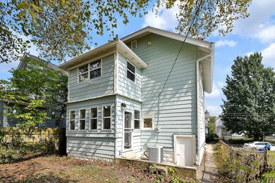 699 Lilley Ave. Columbus OH 43205-27
