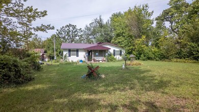 3 bed 1 bath fixer upper002