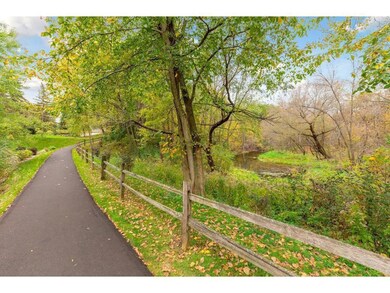 3020 Saint Albans Mill Rd unit 303, Minnetonka, MN 55305 - photo 2