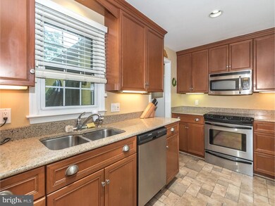 70 Oakford Rd, Wayne, PA 19087 - photo 6