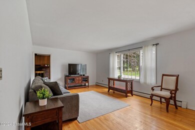 23-web-or-mls-11-forest-dr