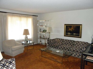 9602 W Granada Dr, Sun City, AZ 85373 - photo 4