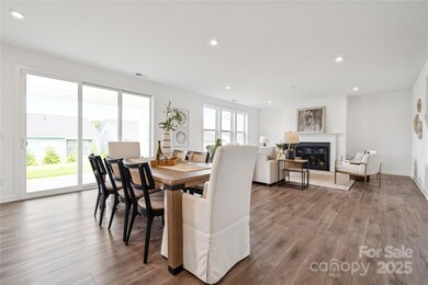 7120 Wayfarer Dr unit 79, Charlotte, NC 28269 - photo 4