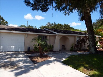 3675 Sugarcreek Dr, Tampa, FL 33619 - photo 5