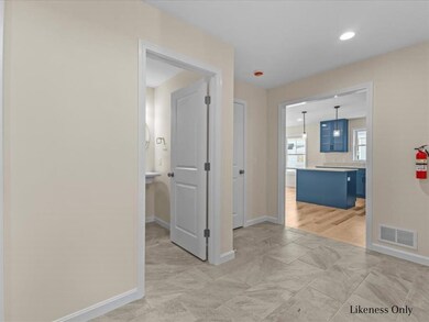 86 Greenbrook Cir unit 11, Milton, VT 05468 - photo 5