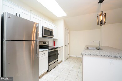 9 Cranbury Rd unit 1, West Windsor, NJ 08550 - photo 7