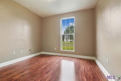 4344 Hunters Point, Zachary, LA 70791 - photo 5