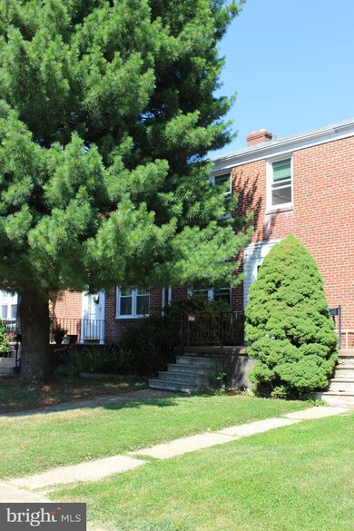 6104 Mount Ridge Rd, Catonsville, MD 21228 - photo 2