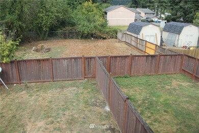 207 Kansas St SW unit A-B, Orting, WA 98360 - photo 7