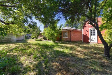03-321 SW I St-3