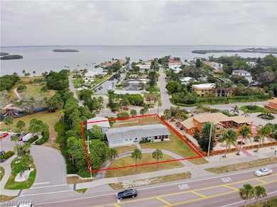Property lines with park entrance on the left