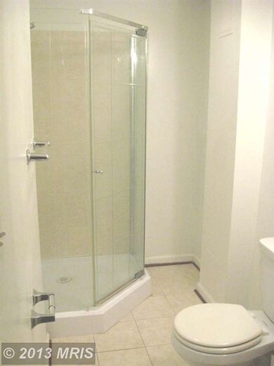 11725 Summer Oak Dr, Germantown, MD 20874 - photo 4