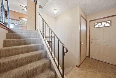 1707 Hallmark Ave N, Saint Paul, MN 55128 - photo 2