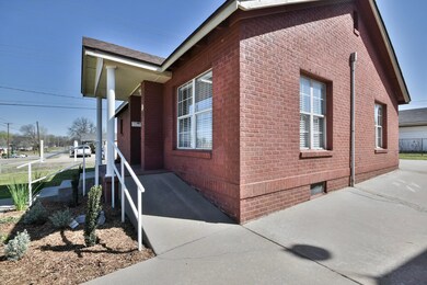 8 8 S 13th, Duncan, OK 73533 - photo 3