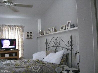 18 W West St, Baltimore, MD 21230 - photo 6