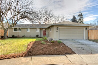 2956 Iris Cir, Medford, OR 97504 - photo 5