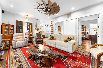 3955 denton court-06