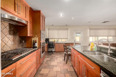 1112 E Westchester Dr, Tempe, AZ 85283 - photo 4