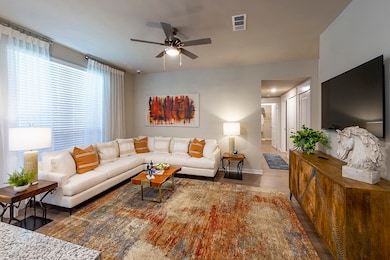 30020 Creekside Terrace Dr unit 8203, Spring, TX 77386 - photo 4