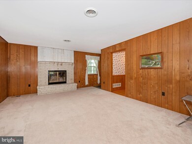 524 Obrecht Rd, Sykesville, MD 21784 - photo 6