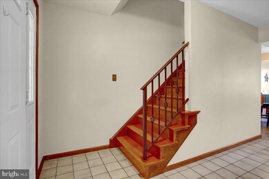 1417 Fredrick Blvd, Reading, PA 19605 - photo 5