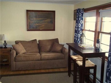 Other. Sitting / Dining Area.
