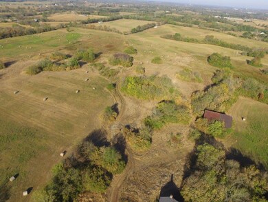 712 Danville Loop 1 Rd, Nicholasville, KY 40356 - photo 2