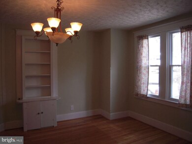 5768 Oakland Rd, Sykesville, MD 21784 - photo 5