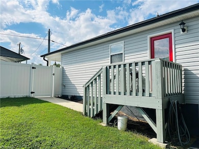 207 Bethlehem Ave, Thomasville, NC 27360 - photo 3