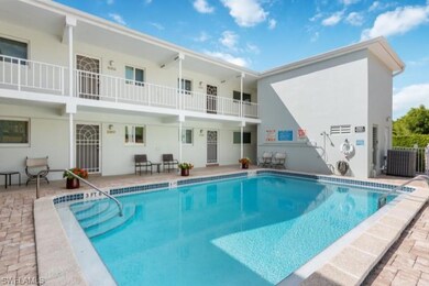 3930 Belair Ln unit 105, Naples, FL 34103 - photo 2