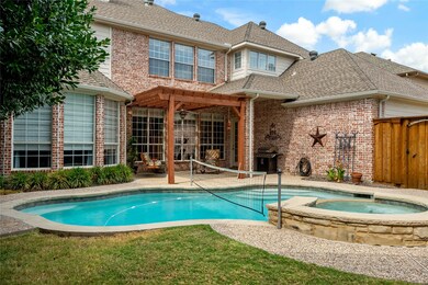 5724 Sweetbriar Dr, Richardson, TX 75082 - photo 3