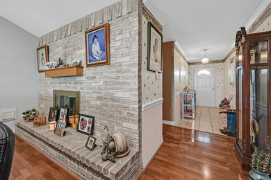 13906 Chuckwood Rd, Houston, TX 77038 - photo 4