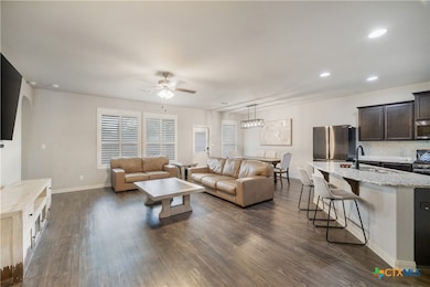 249 Cobble Stone Ct, Victoria, TX 77904 - photo 5