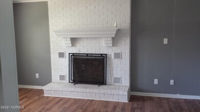 312 Estate Dr, Jacksonville, NC 28540 - photo 5