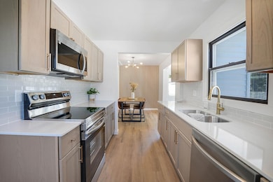 1742 Sager Ave, Waterloo, IA 50701 - photo 7