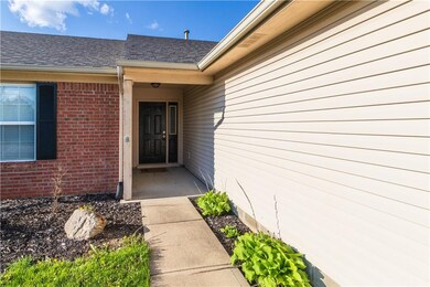 9912 Herald Square, Fishers, IN 46038 - photo 2