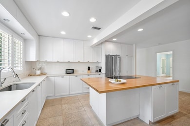 256 Mockingbird Trail, Palm Beach, FL 33480 - photo 5