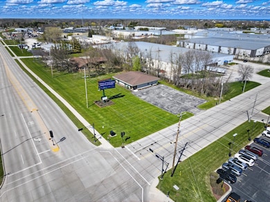12-Overhead View from South West
